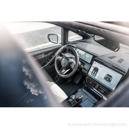 New energy vehicles 2024 gac trumpchi m8 hybrid car 2.0T FWD 5 doors and 7 seats MPV electric vehicle